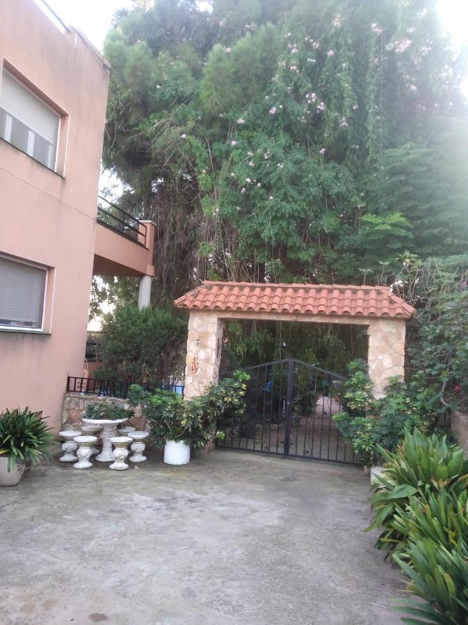 Casa Rural Complex Masia Del Tremendo Y Agroturismo 卡马尔莱斯 外观 照片