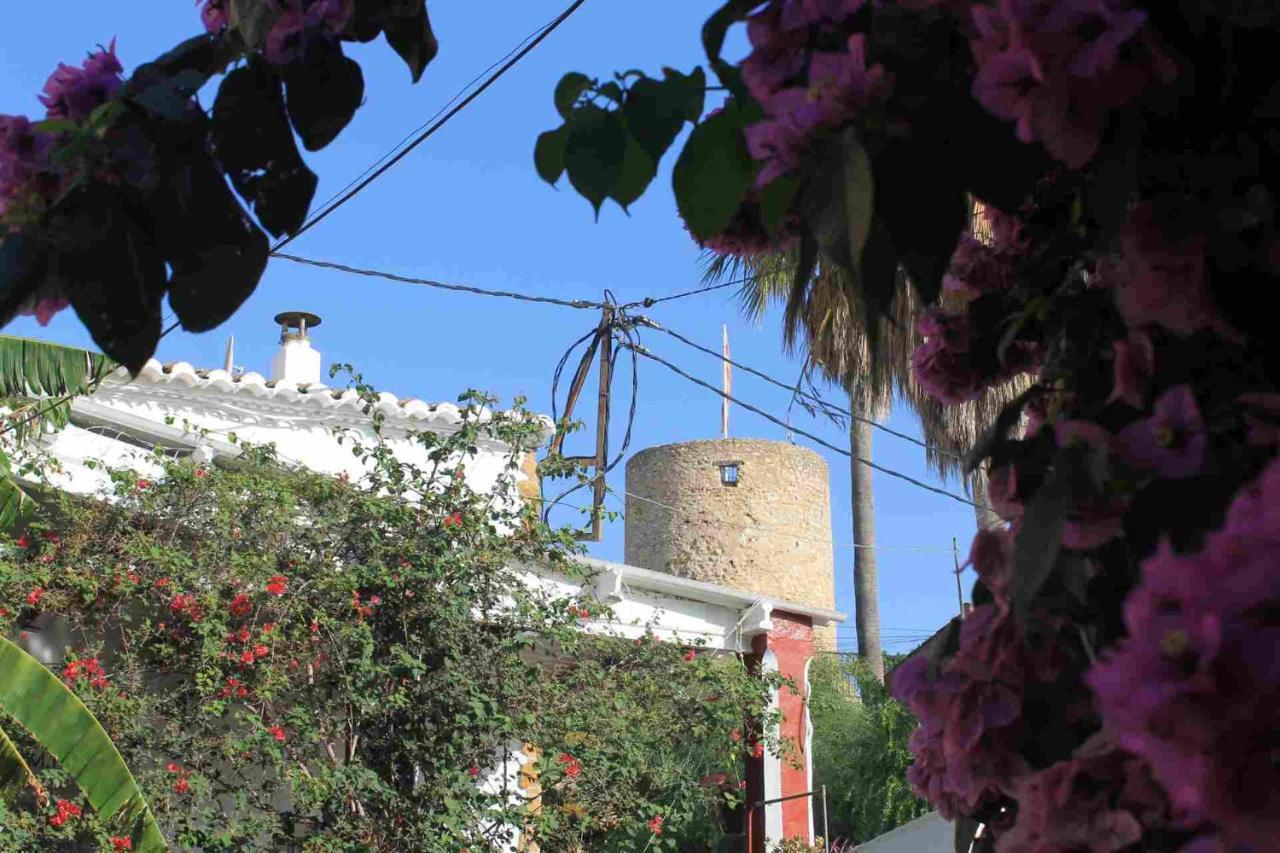 Casa Rural Complex Masia Del Tremendo Y Agroturismo 卡马尔莱斯 外观 照片
