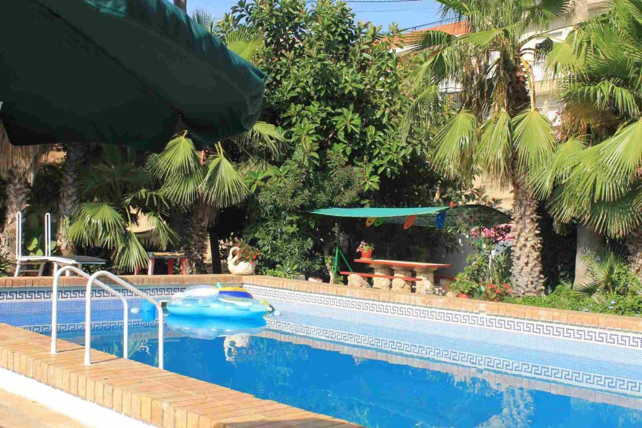 Casa Rural Complex Masia Del Tremendo Y Agroturismo 卡马尔莱斯 外观 照片